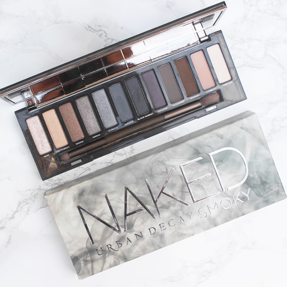Urban Decay Naked Smoky Eyeshadow Palette